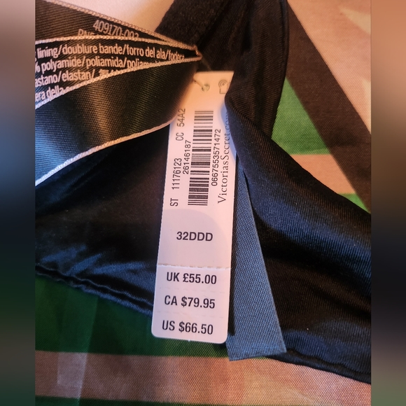 VS "Very Sexy" Pushup 32ddd front clasp bra - Picture 2 of 5